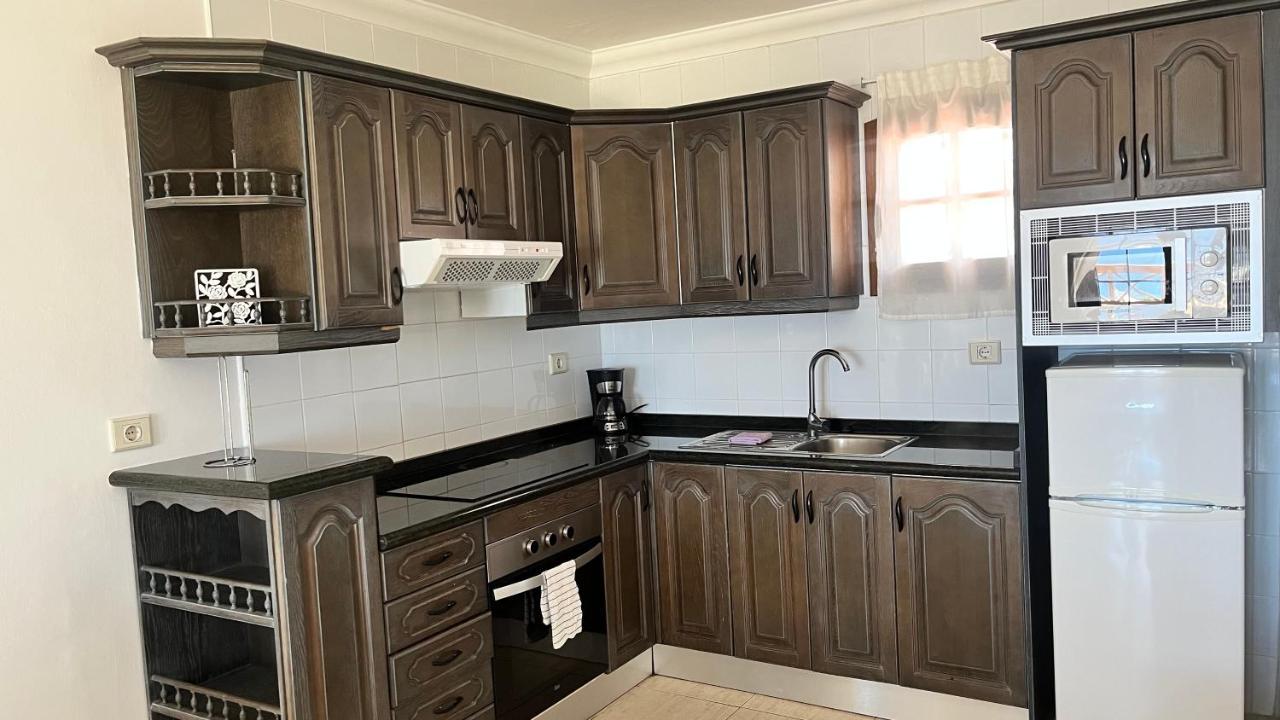 La Cumbre8A- 2 Bed-2 Bath - 1St Fl.- Air-Con-Wi-Fi Apartment Puerto del Carmen  Luaran gambar