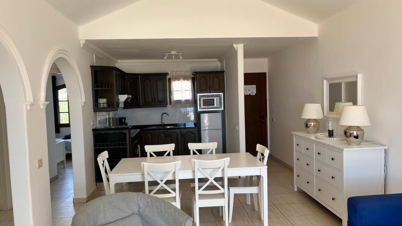 La Cumbre8A- 2 Bed-2 Bath - 1St Fl.- Air-Con-Wi-Fi Apartment Puerto del Carmen  Luaran gambar