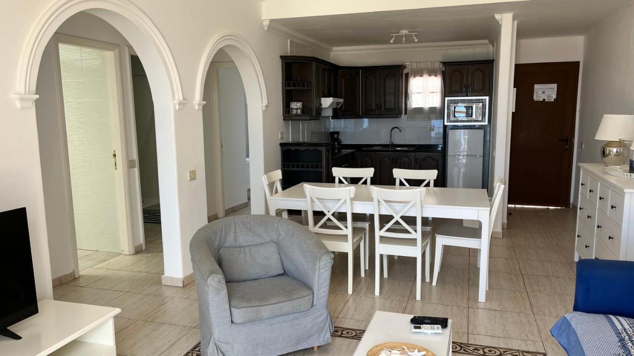 La Cumbre8A- 2 Bed-2 Bath - 1St Fl.- Air-Con-Wi-Fi Apartment Puerto del Carmen  Luaran gambar
